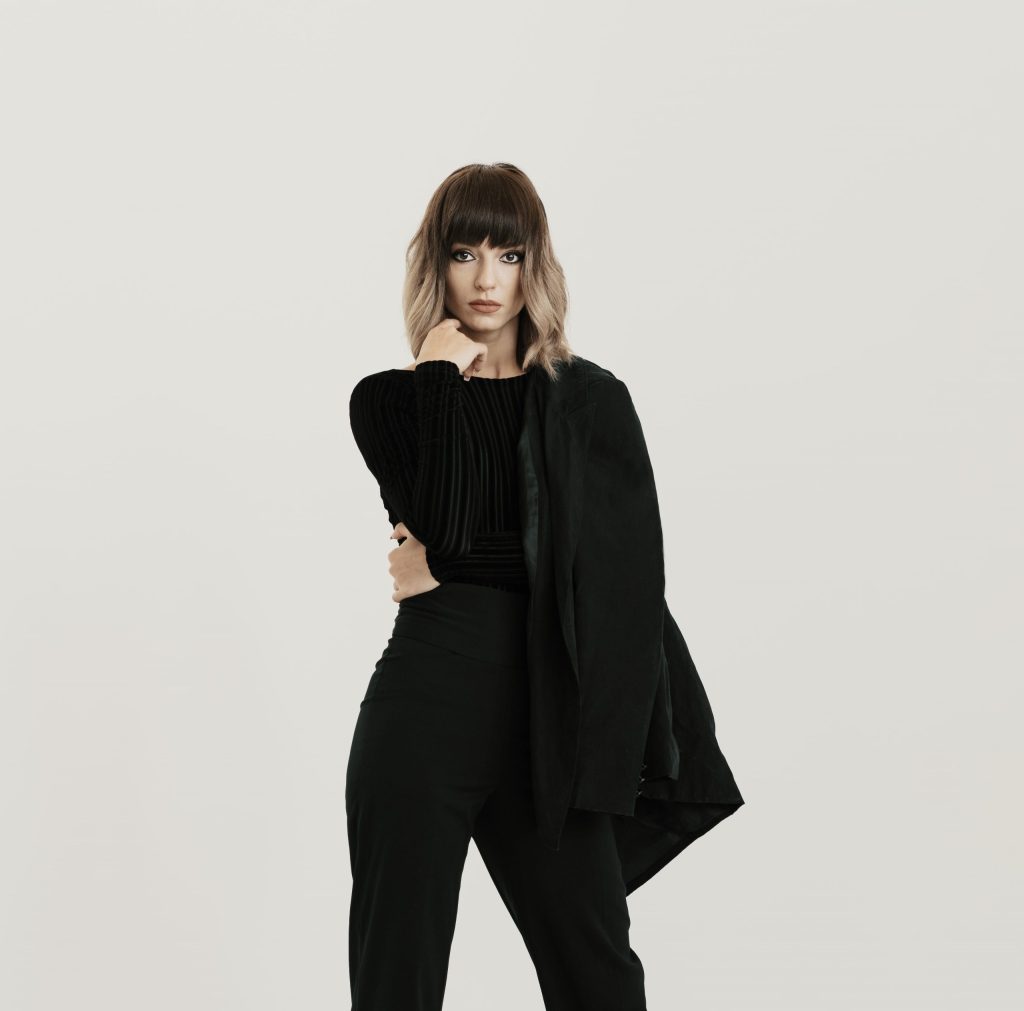 Black t-shirt