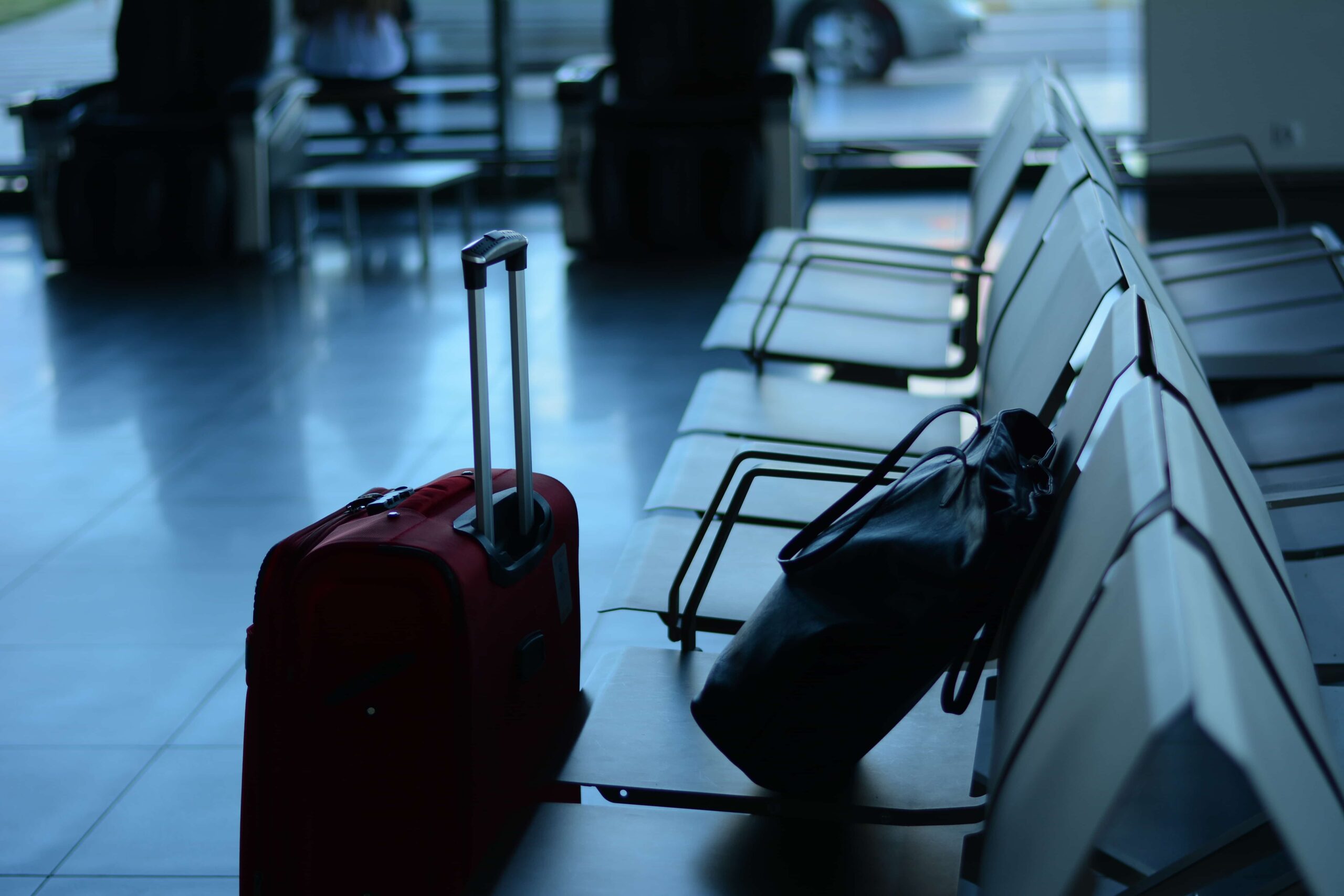 trunk-airport-tourist-travel-trolley-waiting-1330974-pxhere.com